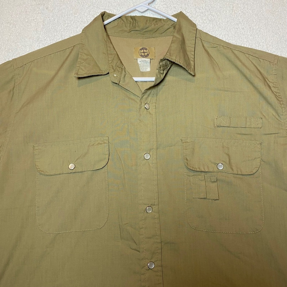 Haband Travelers Mens L Button Up Shirt Short Sleeve Two Pocket Tan Fishing Hunt
